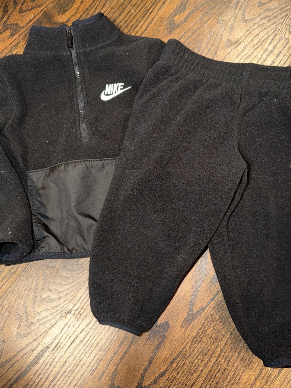 Nike Kids Black Fleece Jogger Set with Logo - Picture 1 of 3